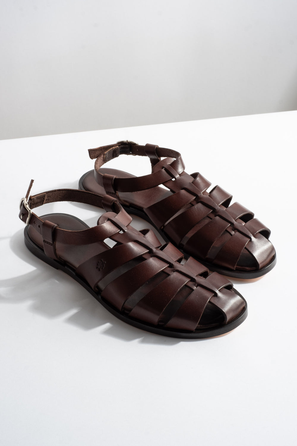 Pescador in Dark Brown