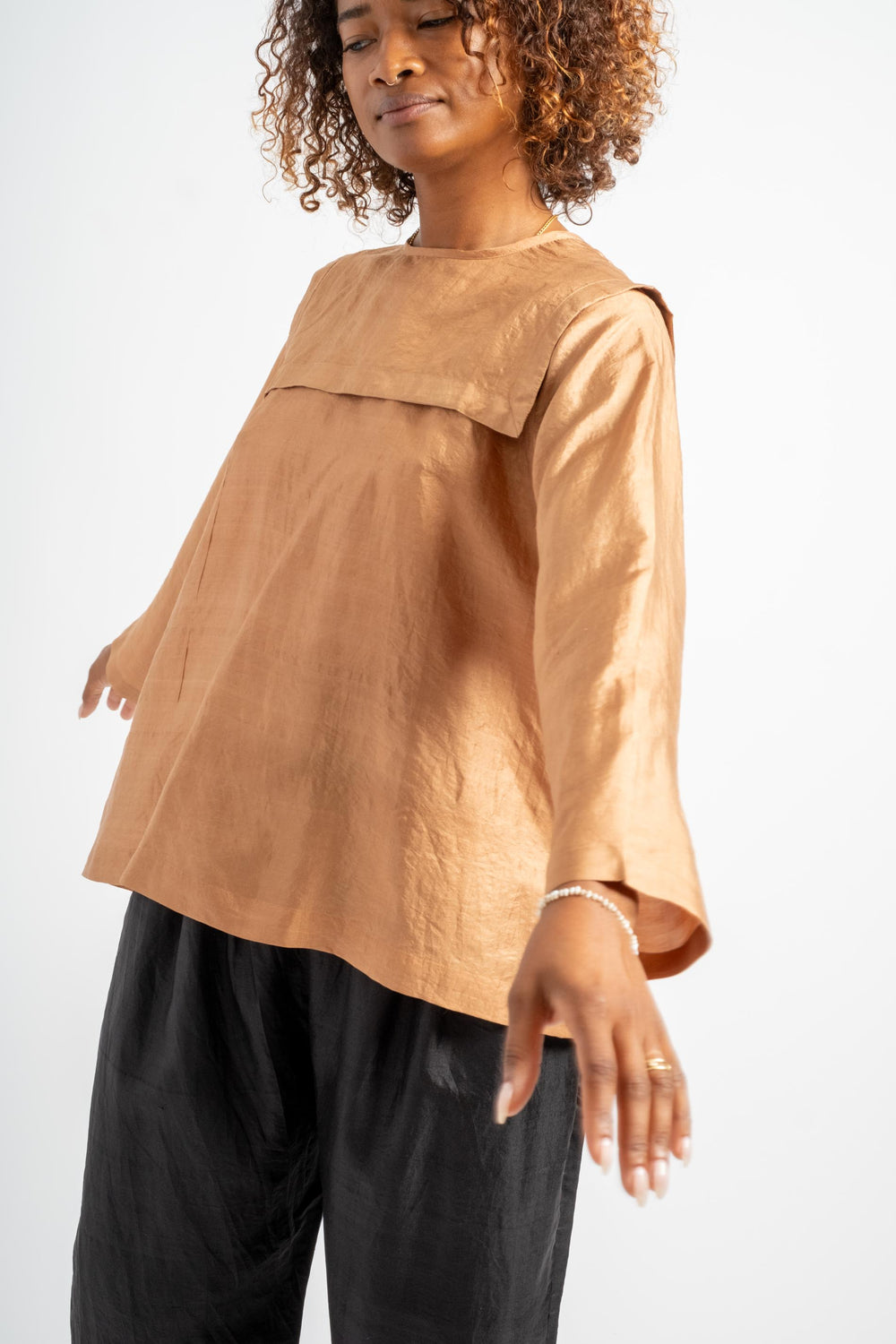 Back Button Sailor Blouse in Coral Brown