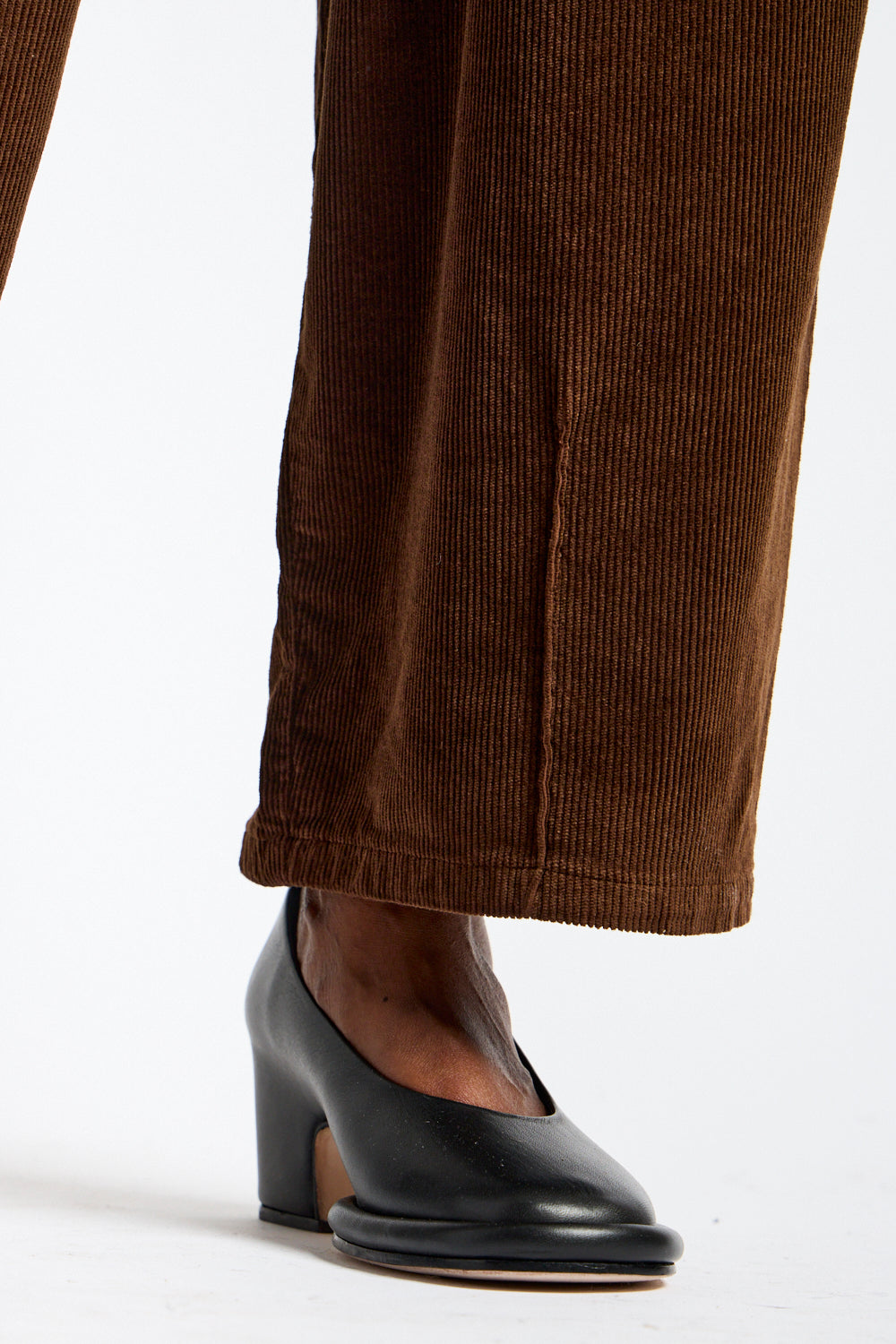 Corduroy Baggy Pant in Brown