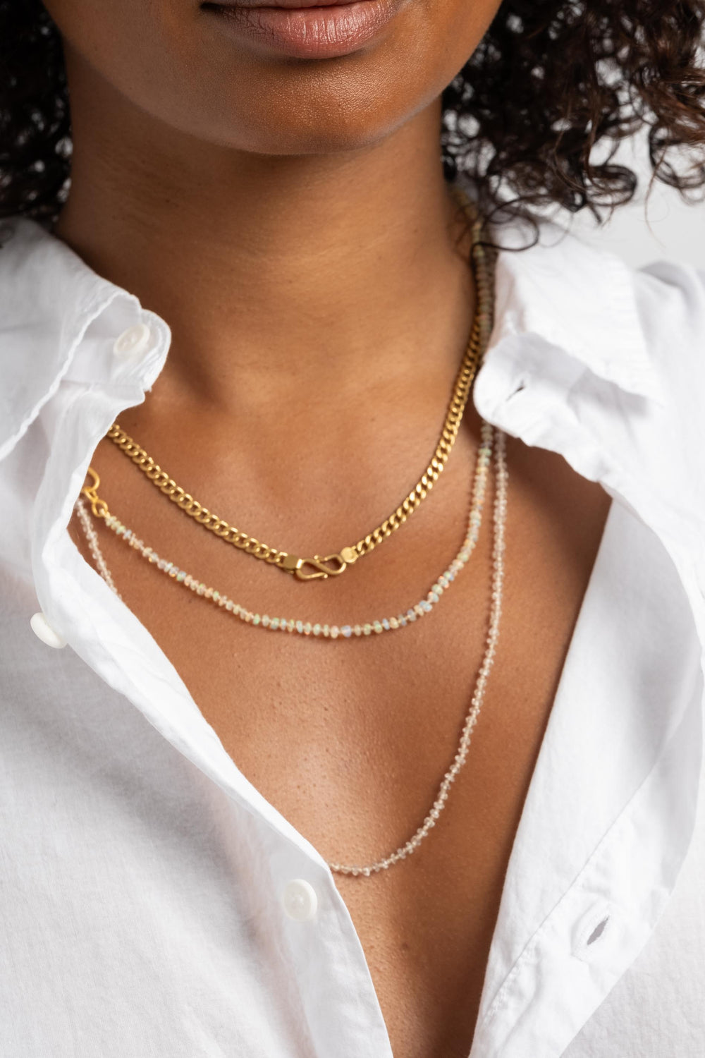 White Sapphire Strand