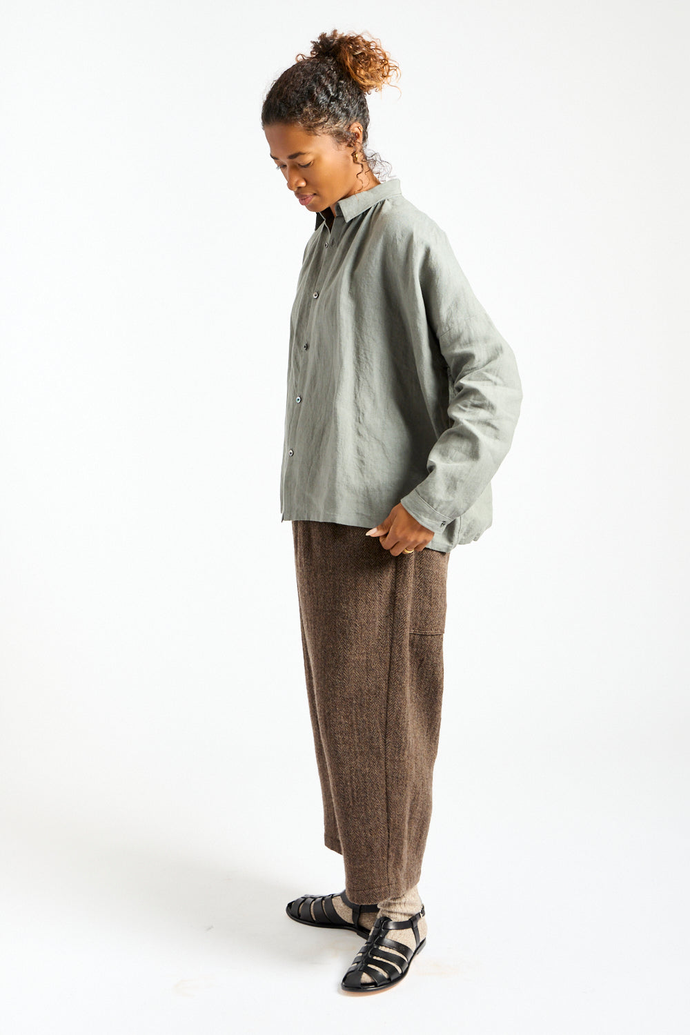 Woven Linen Shirt in Khaki