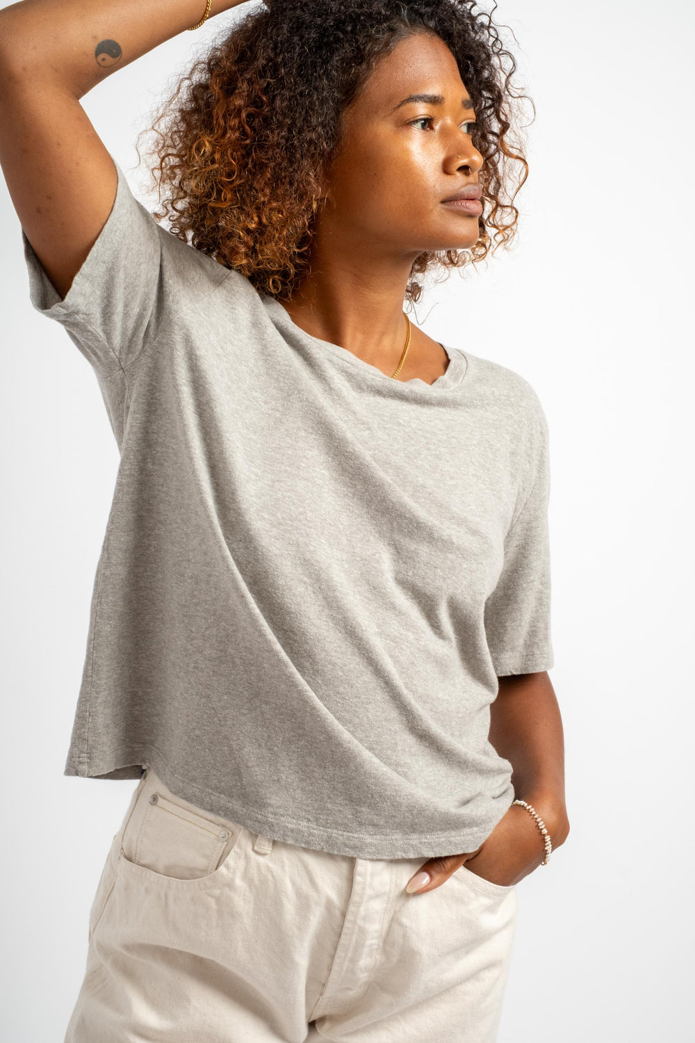Silverlake Cropped Heather Tee in Athletic Gray