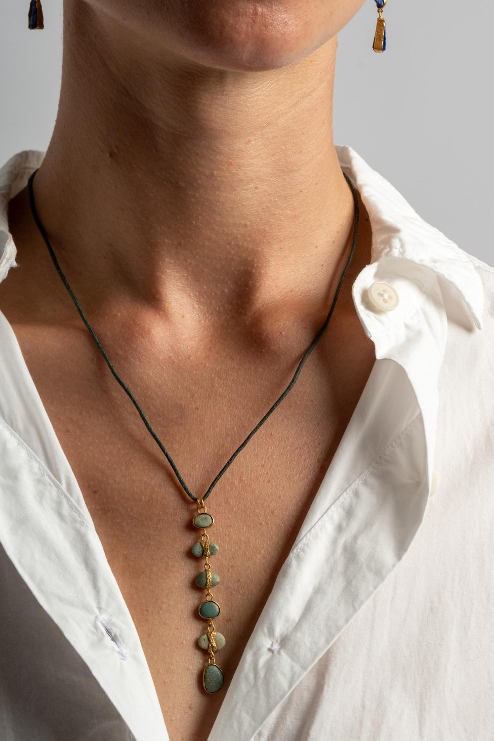 22K 6-Drop Indo Pebble Pendant