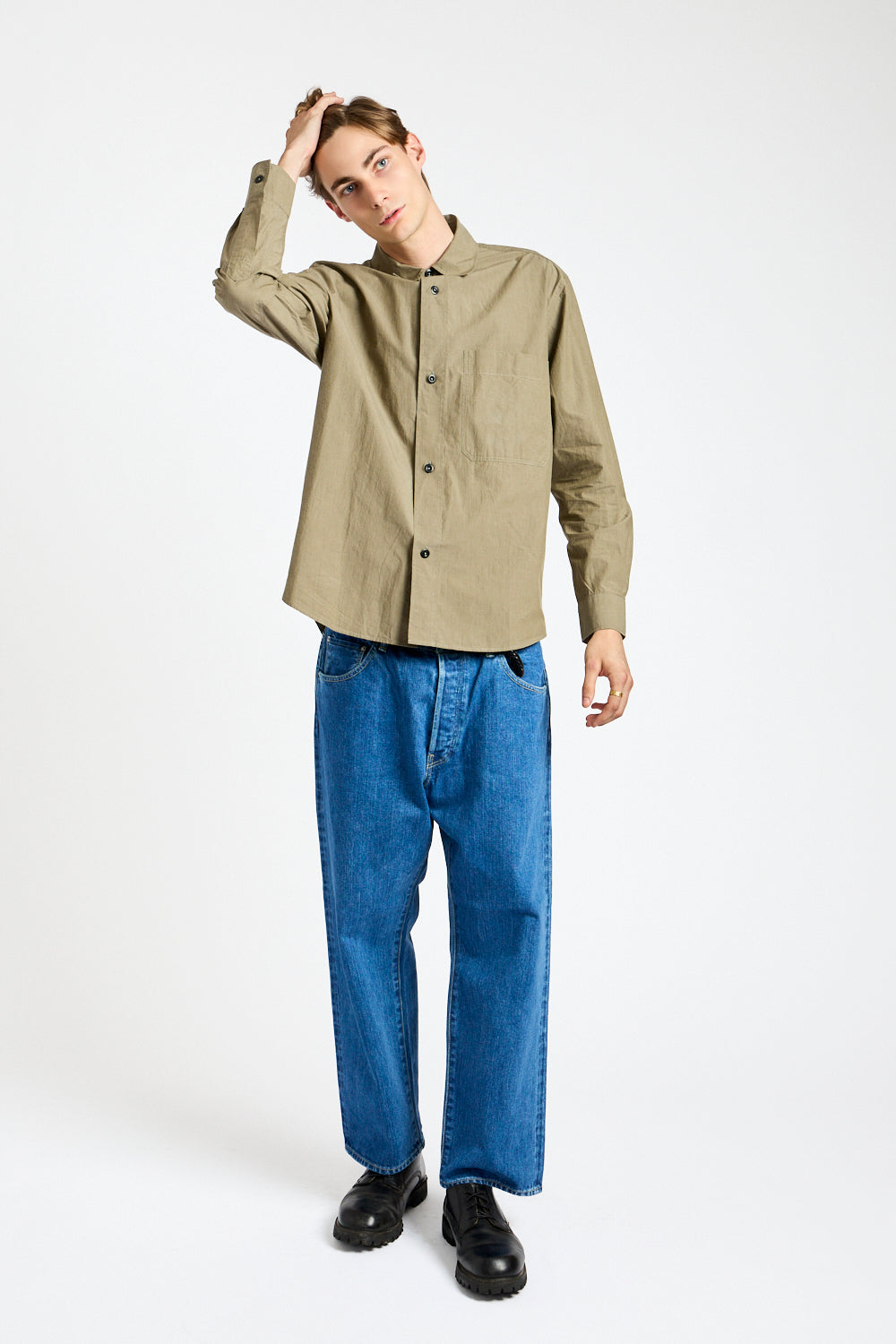 Basic Shirt in Khaki Green