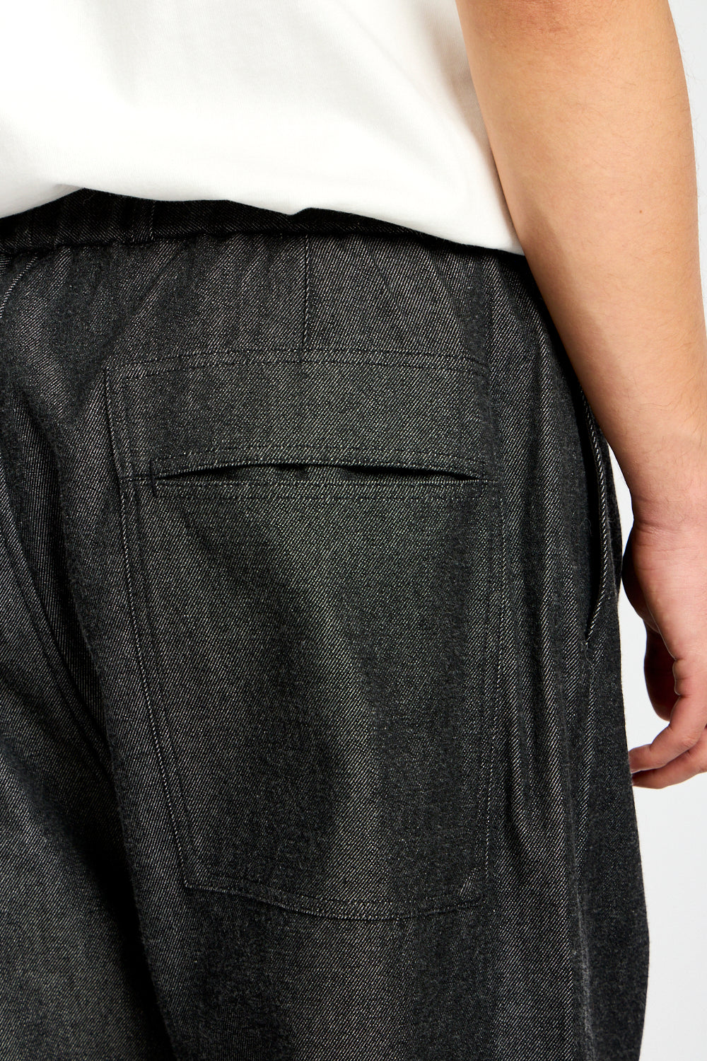 NM Wool OC Twill Wide in Black + White