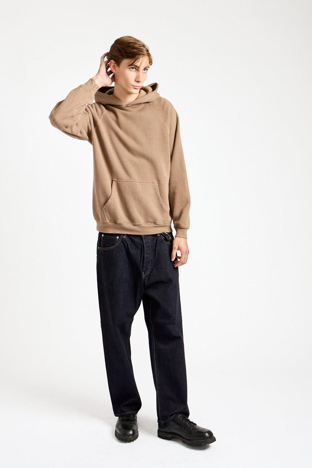 The Men's Hooded Sweatshirt in Mushroom