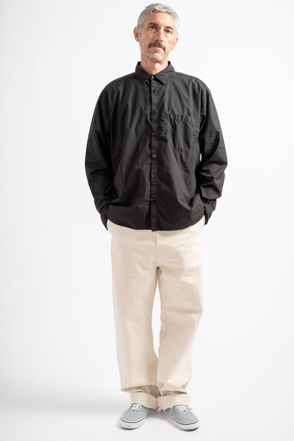 The Men's Shirt in Faded Black