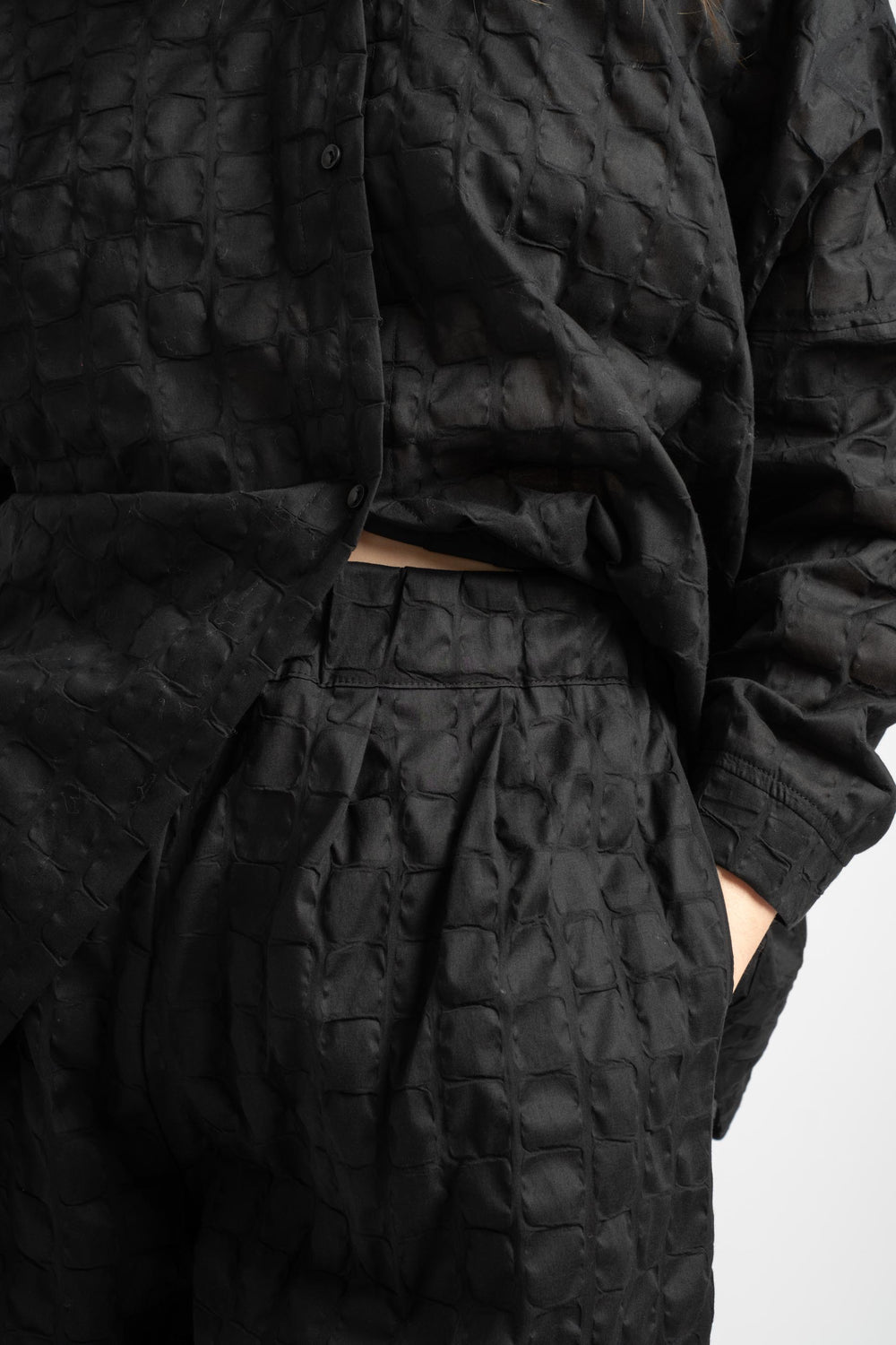 Ripple Finish Wide Pants in Black