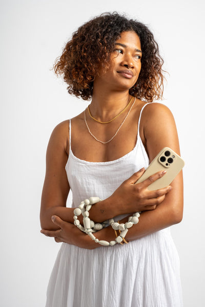 Perlenmix Phonenecklace in Light Grey