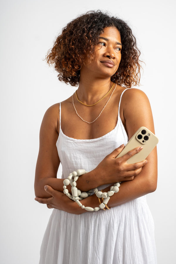 Perlenmix Phonenecklace in Light Grey