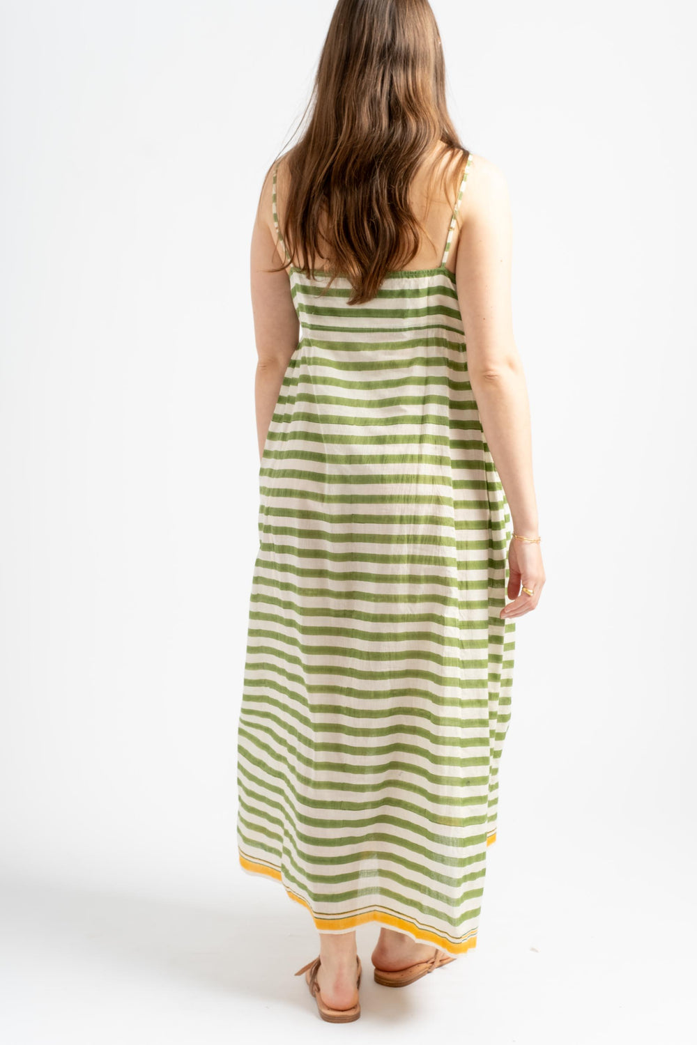 Amber 152 Slip