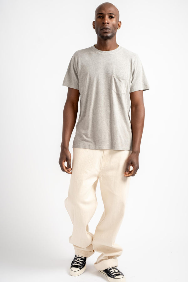 Heathered Jung Pocket Tee in Athletic Grey