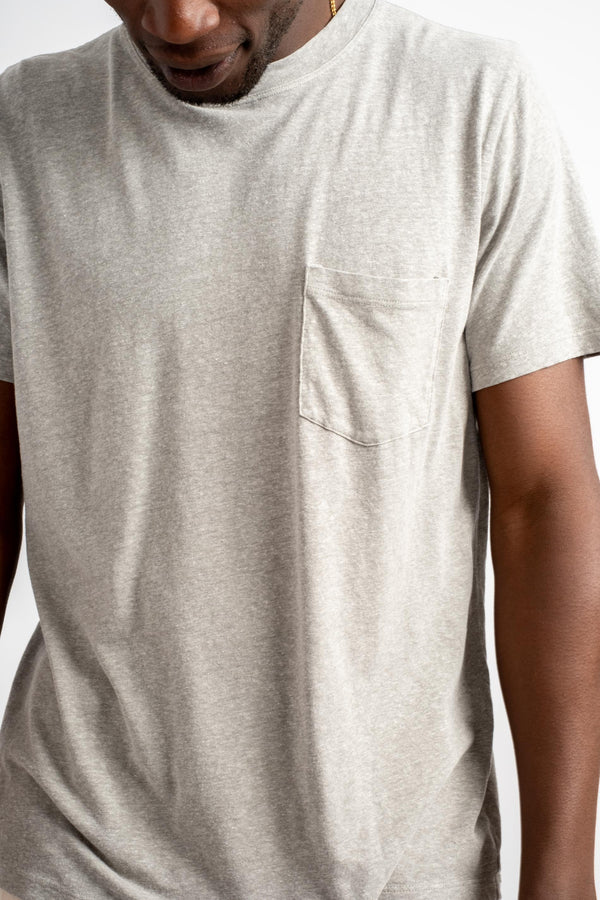 Heathered Jung Pocket Tee in Athletic Grey