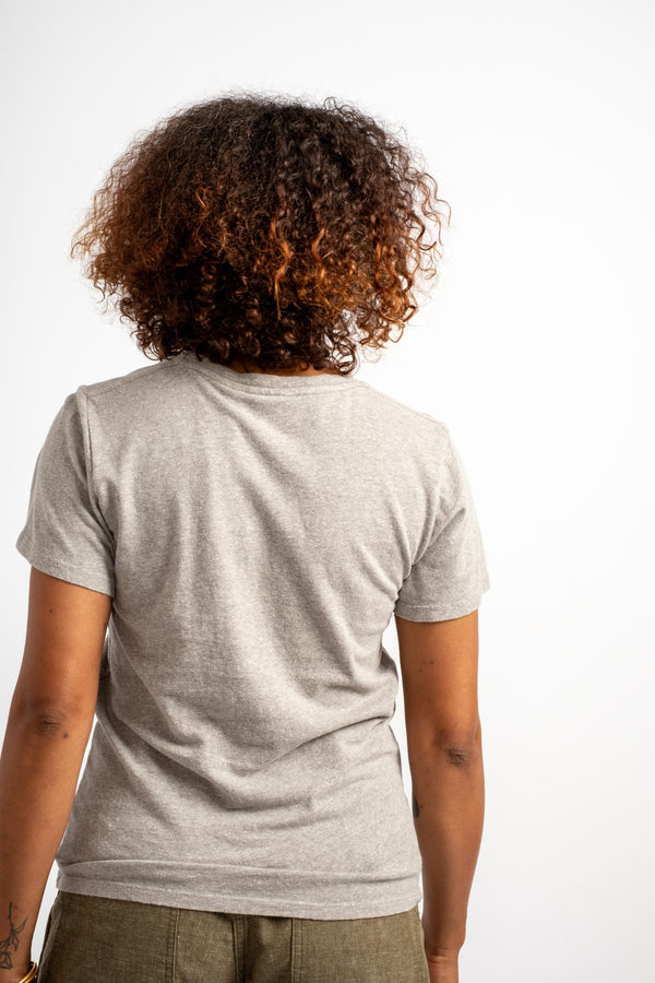 Heathered Lorel Tee in Athletic Gray