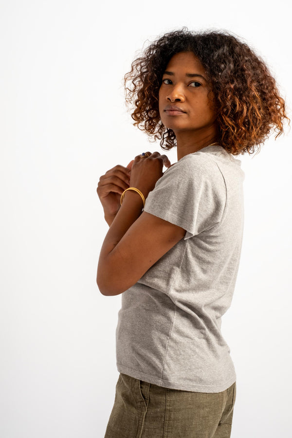 Heathered Lorel Tee in Athletic Gray
