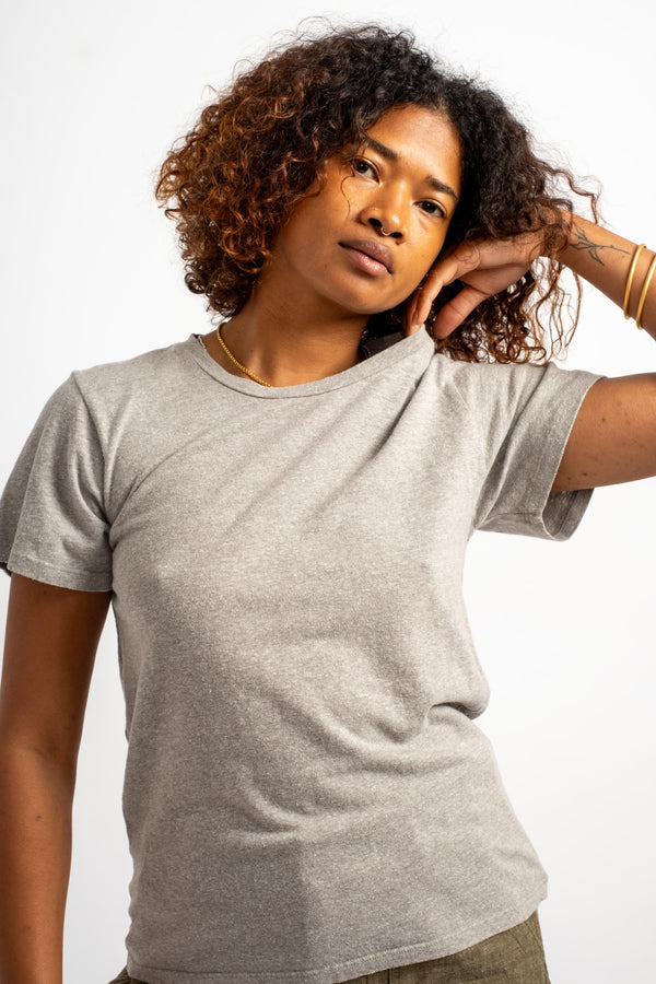 Heathered Lorel Tee in Athletic Gray