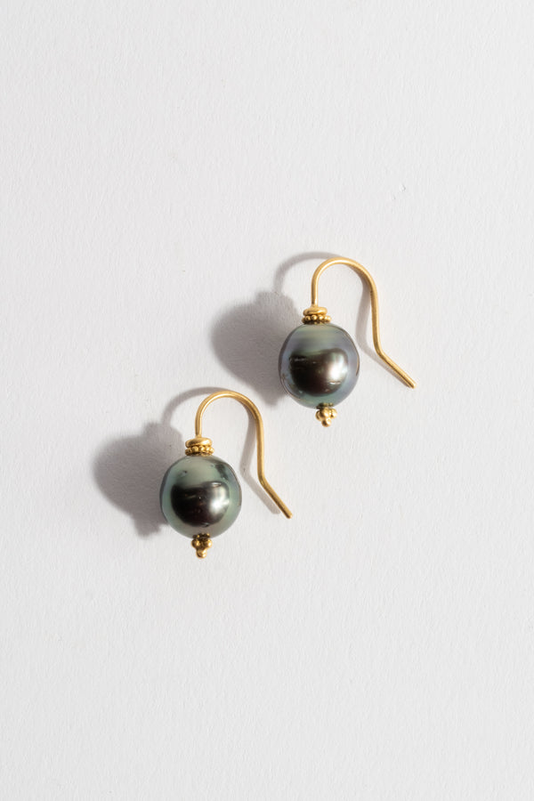 Tahitian Pearl Baby Linea Earrings