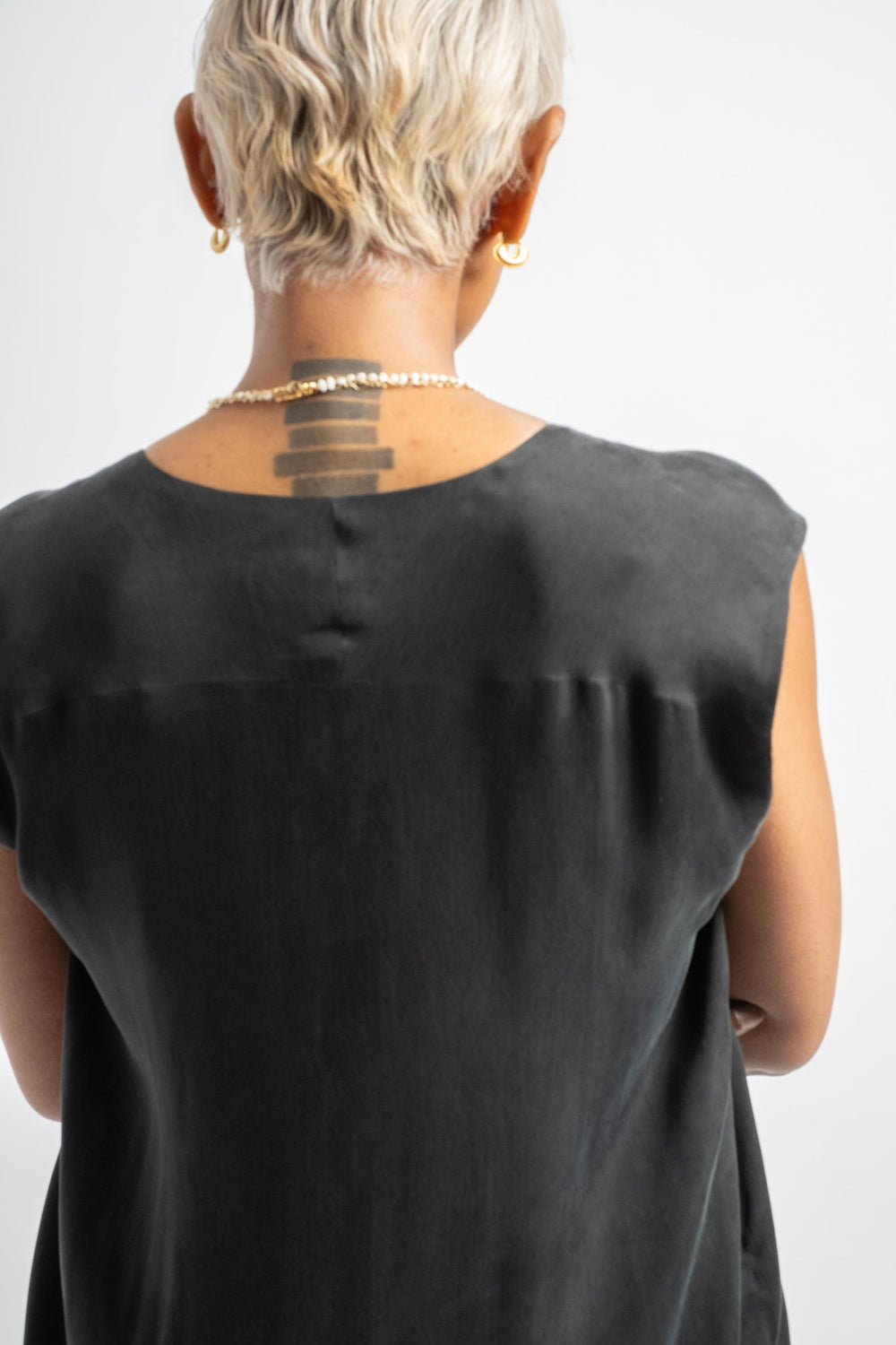 Sanded Vest in Black