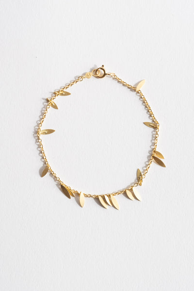 18K Scattered Leaf Bracelet