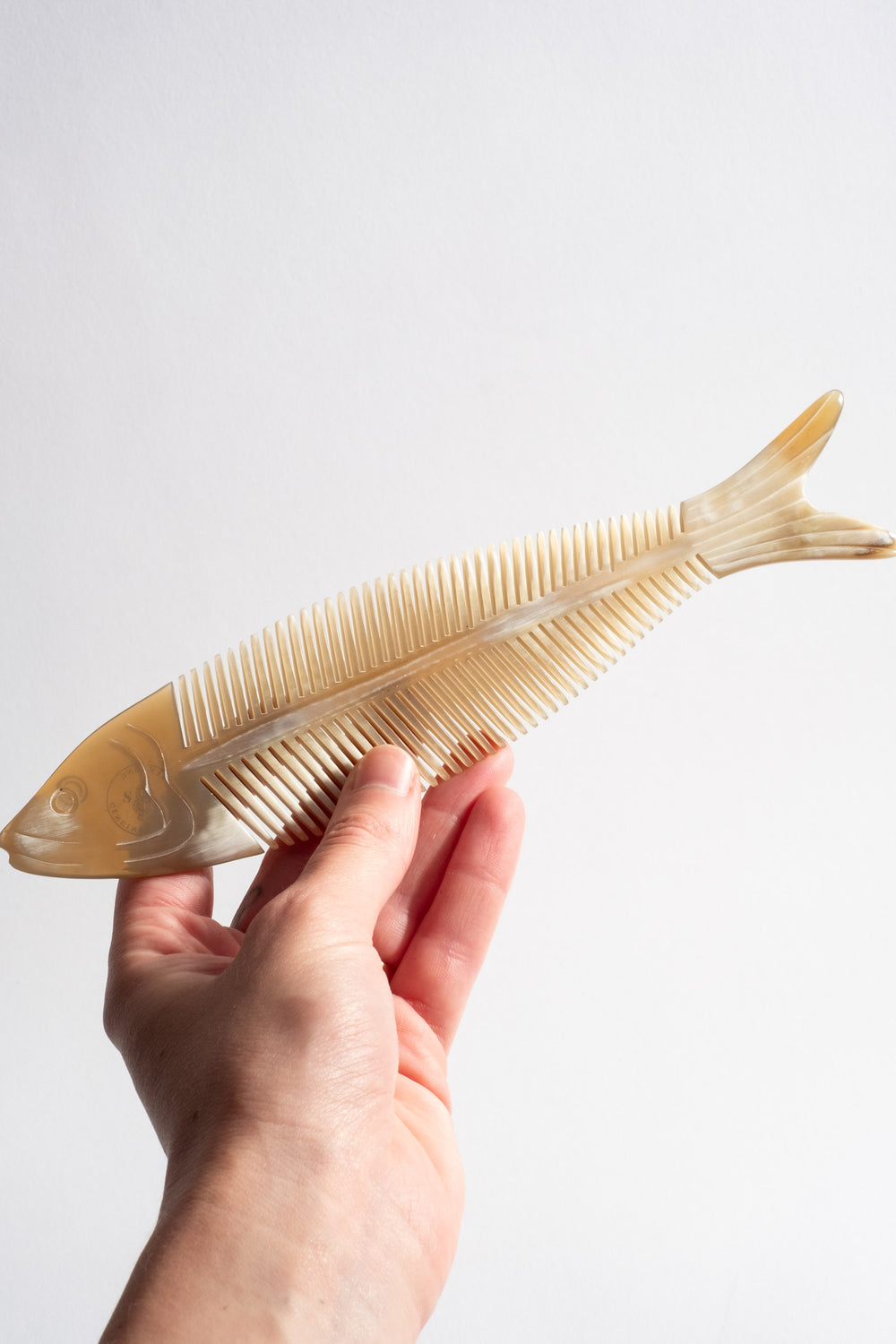 Fish Horn Comb