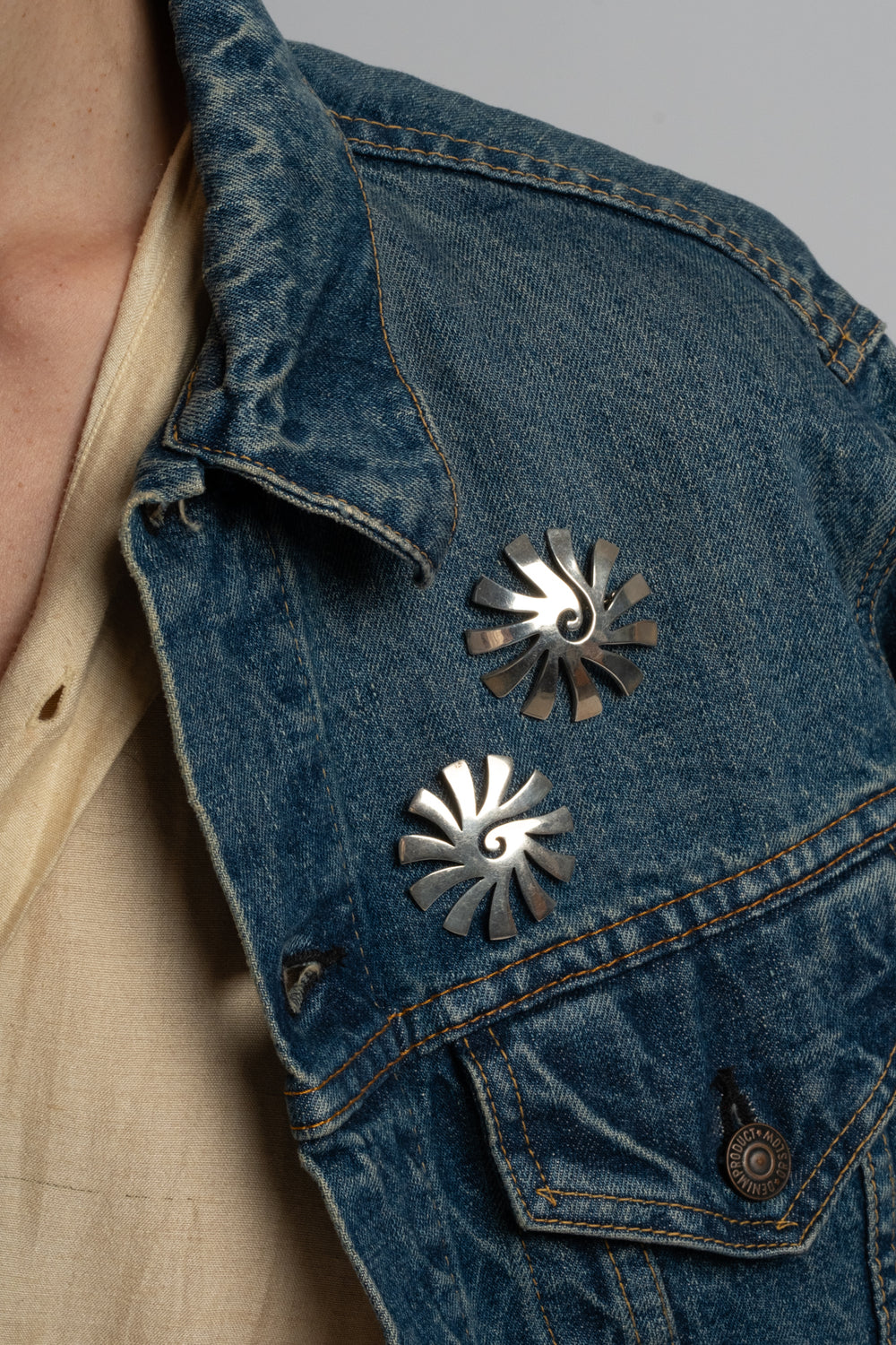 Sterling Sunburst Spiral Pin