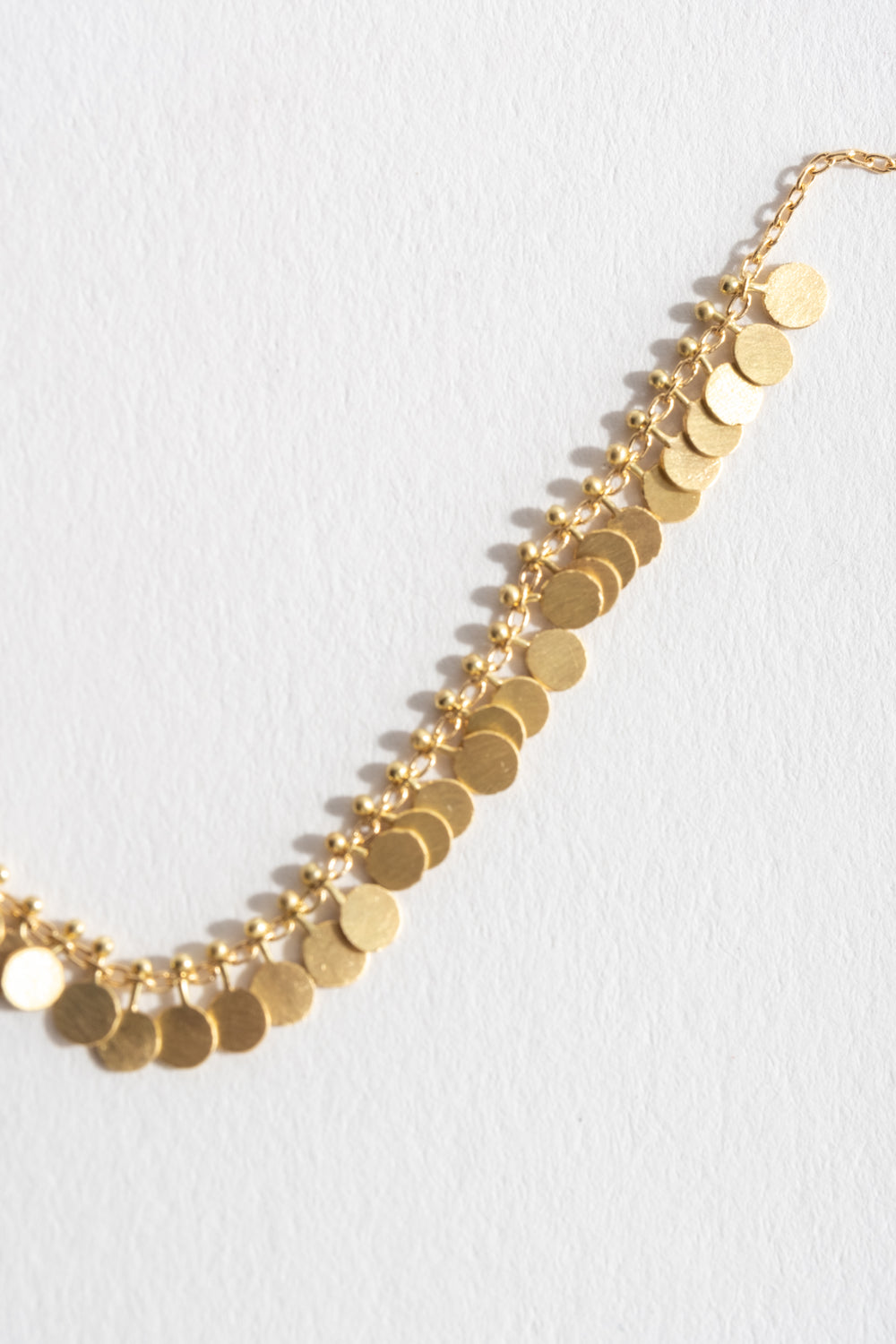 18K Tiny Dots Arc Necklace