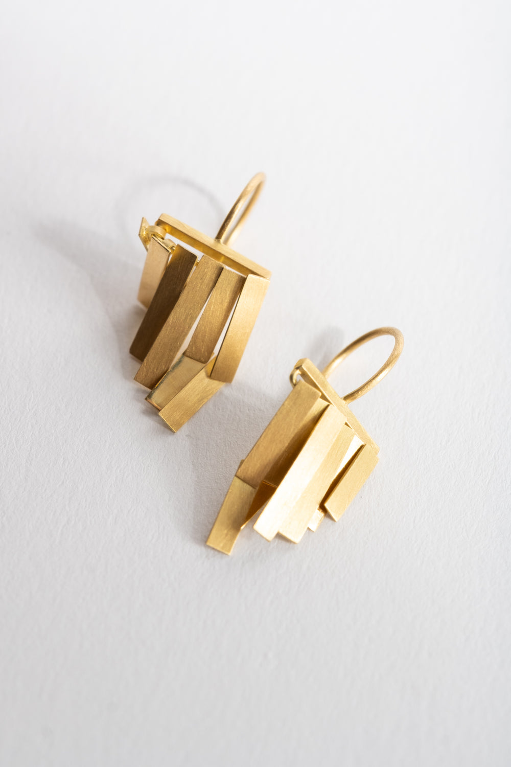 18K Tiny Rainfall Earrings