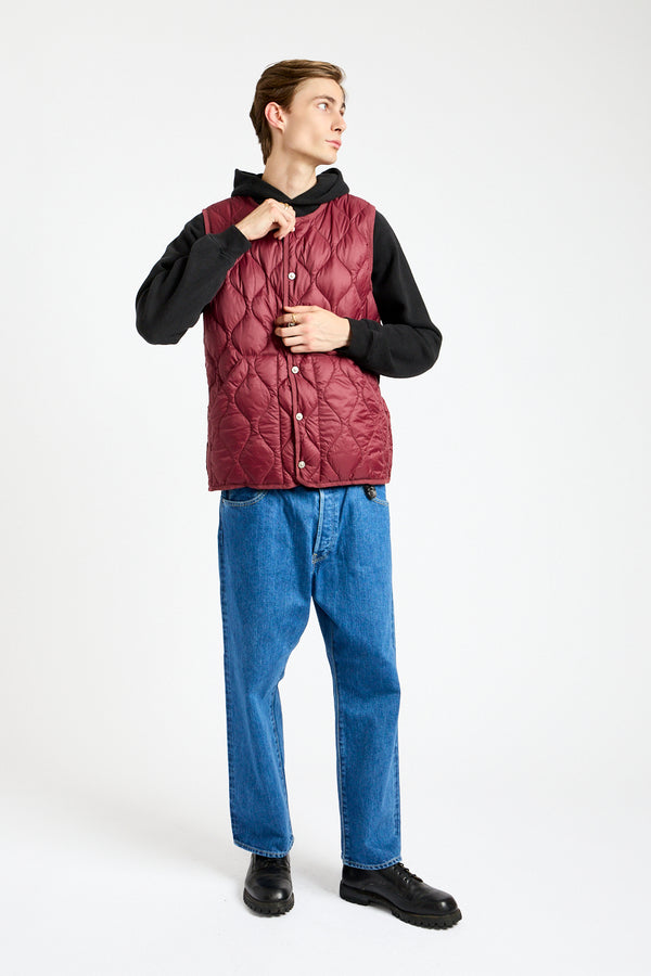 Military Crewneck Down Vest in Azuki