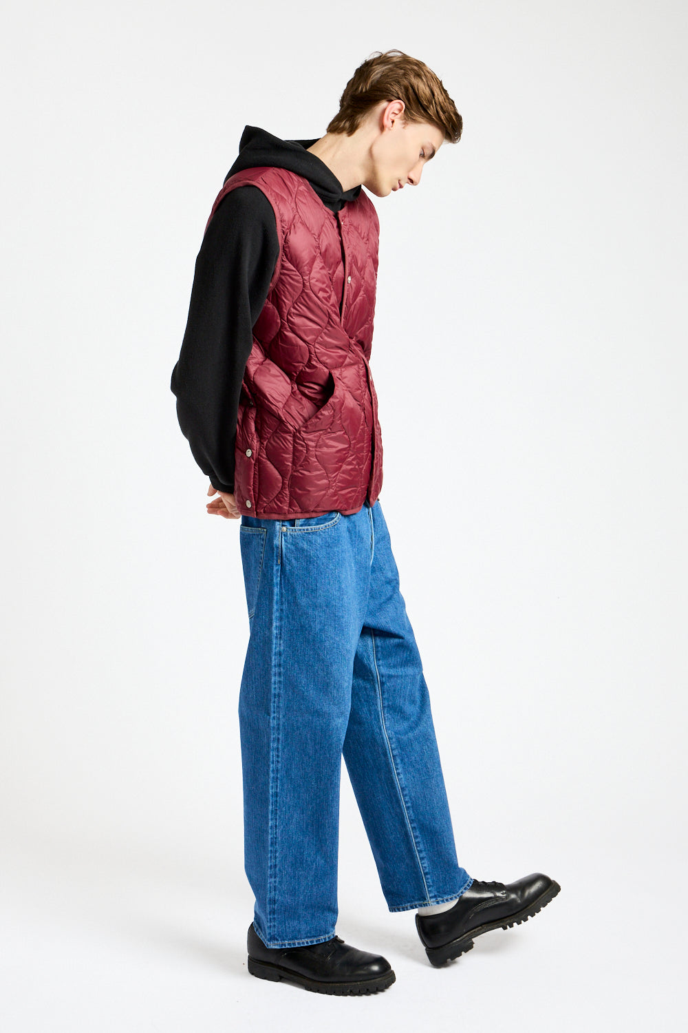 Military Crewneck Down Vest in Azuki