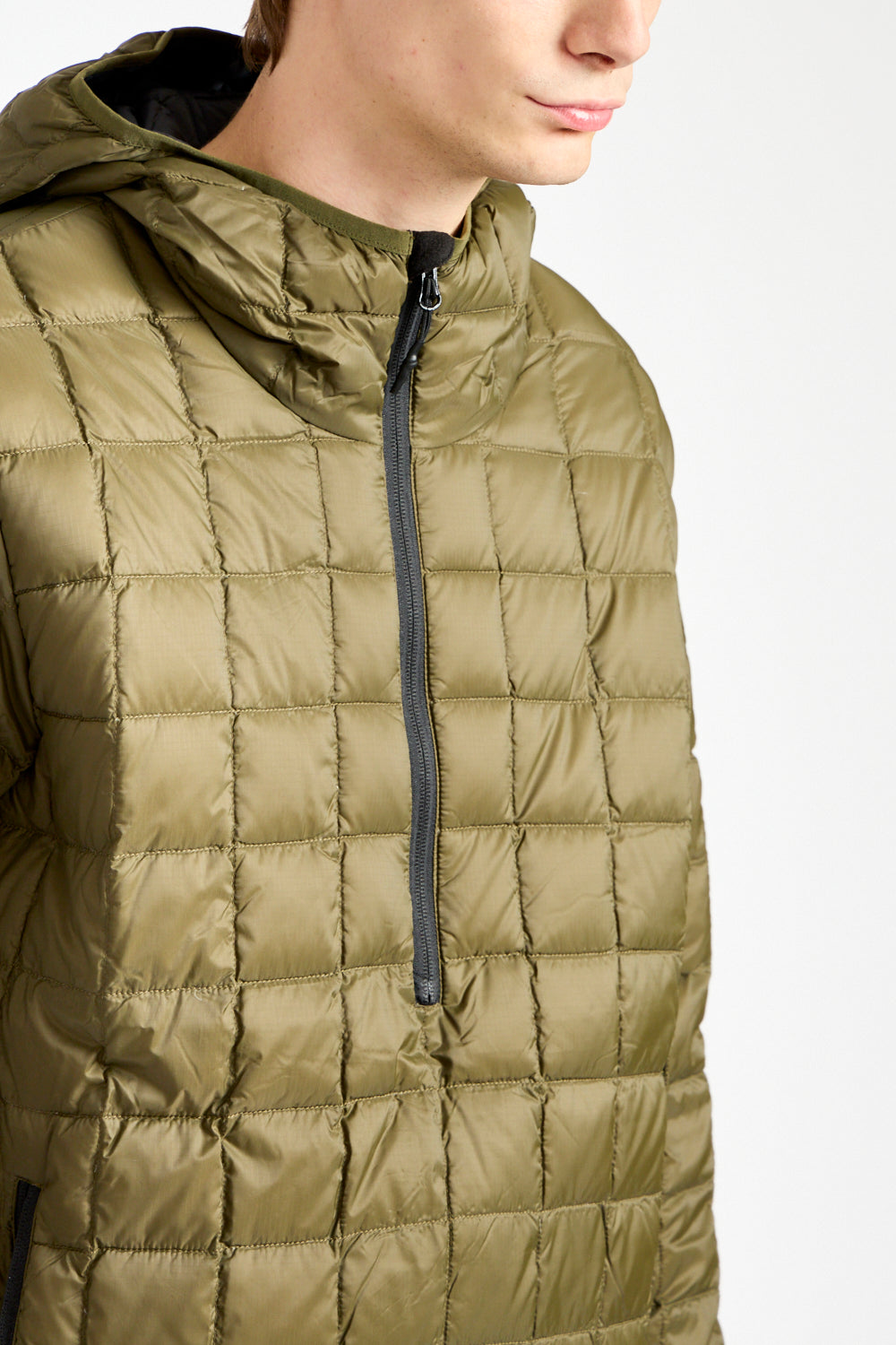 Mountain Zip Pullover in Dark Olive