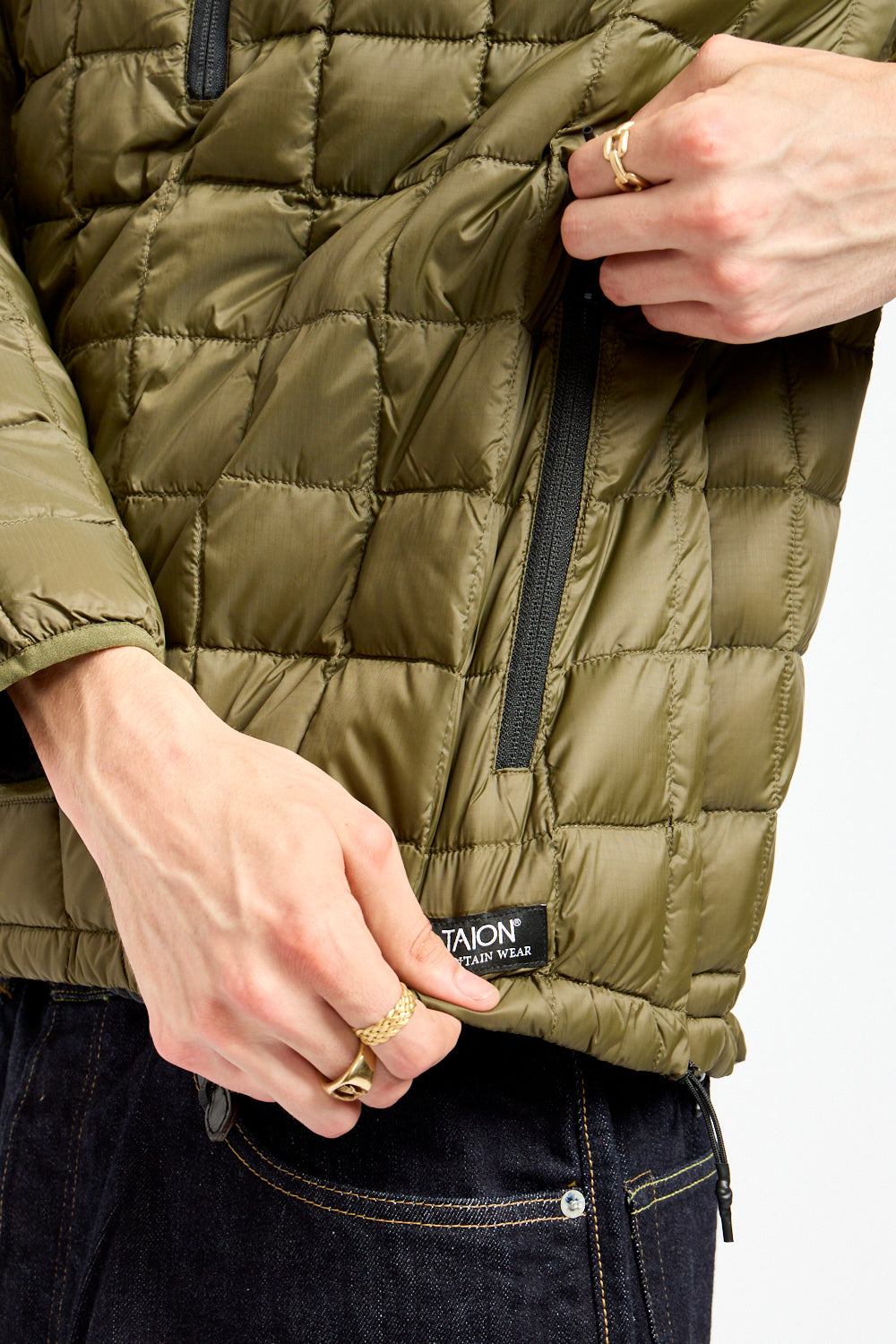 Mountain Zip Pullover in Dark Olive