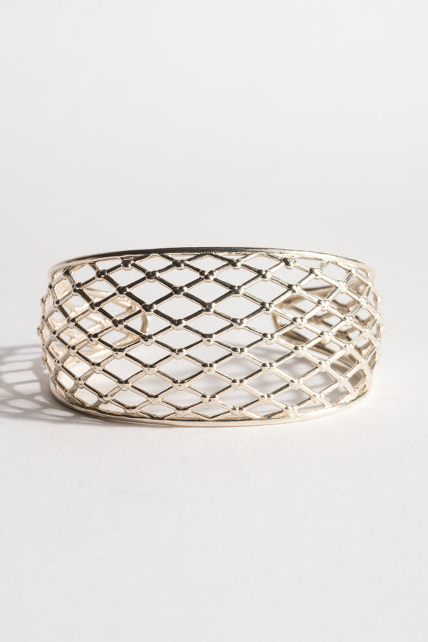 Netted Cuff