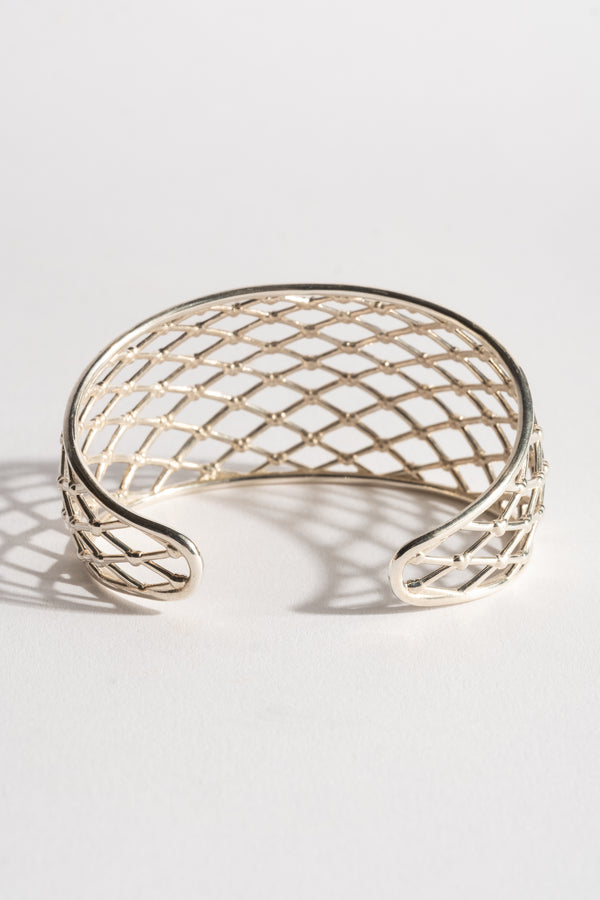 Netted Cuff
