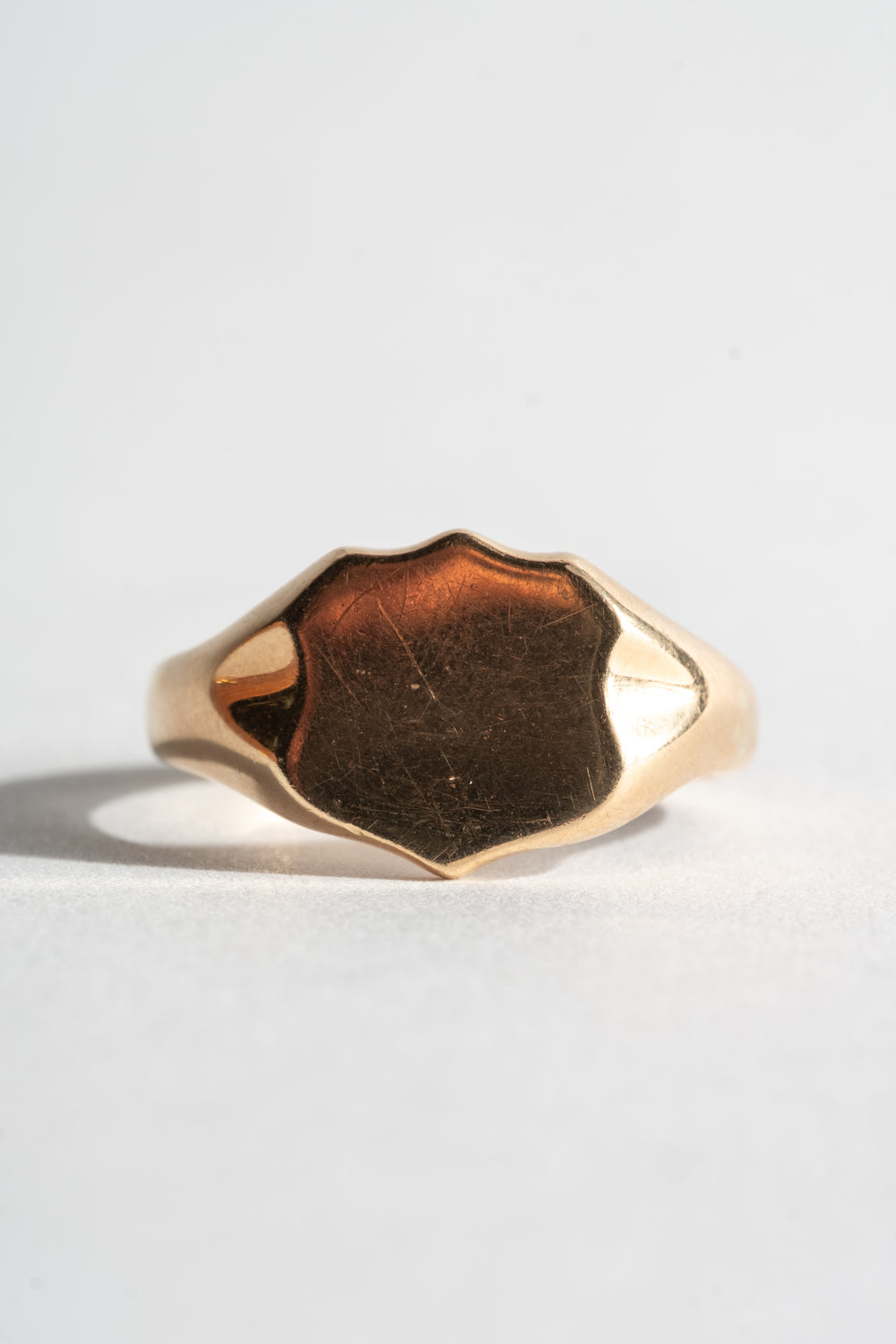 9K Victorian Shield Signet Ring