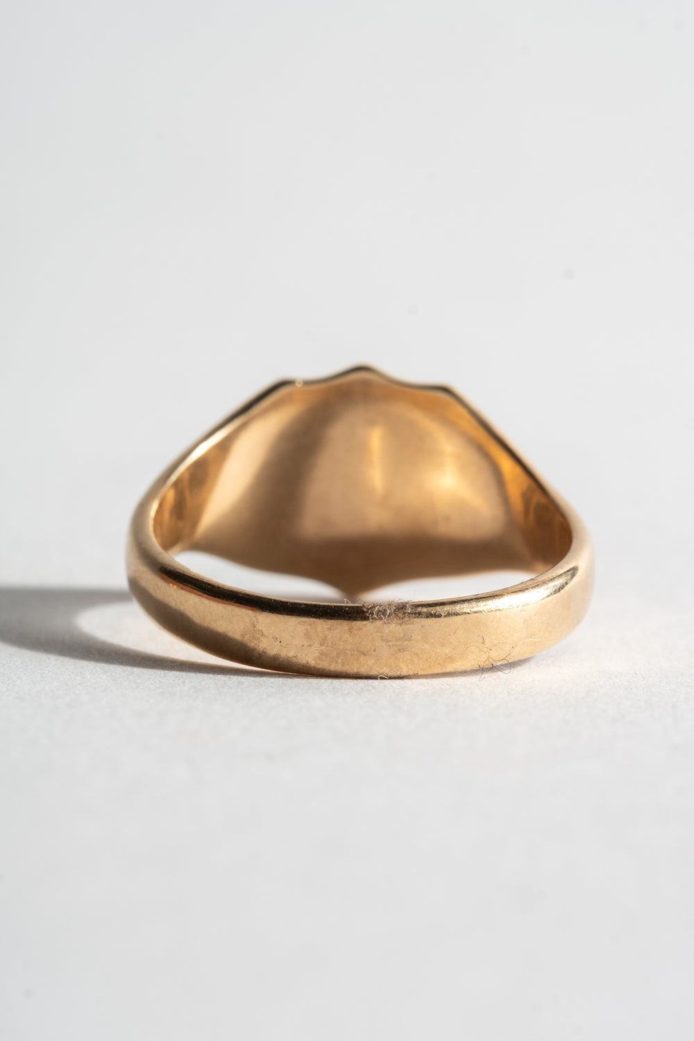 9K Victorian Shield Signet Ring