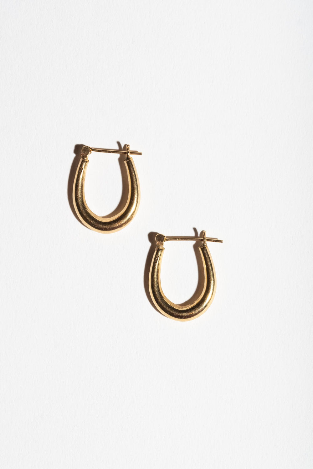 14K Oval Graduated Hoops