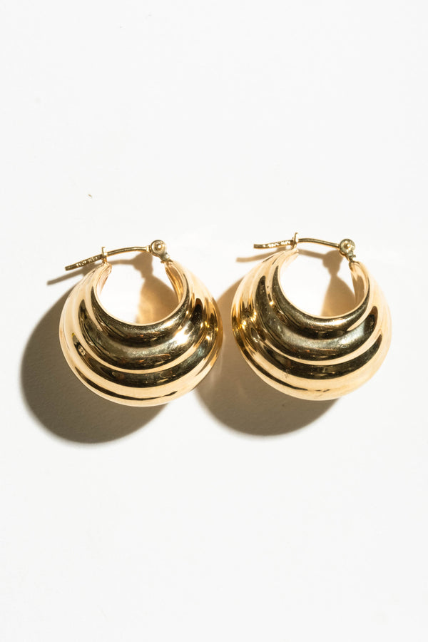 14K Shell Hoops