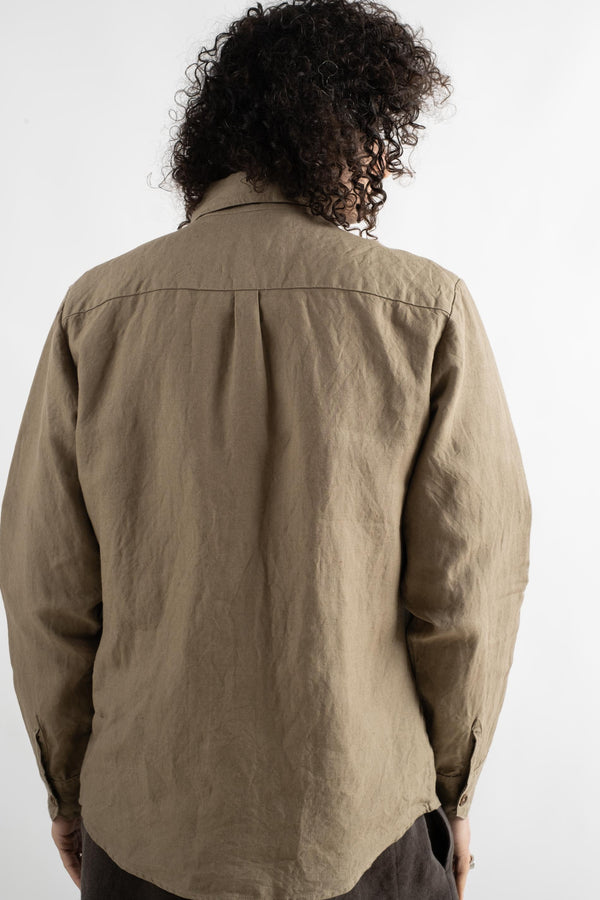 Two Pocket Shirt In Dark Beige Tumbled Linen