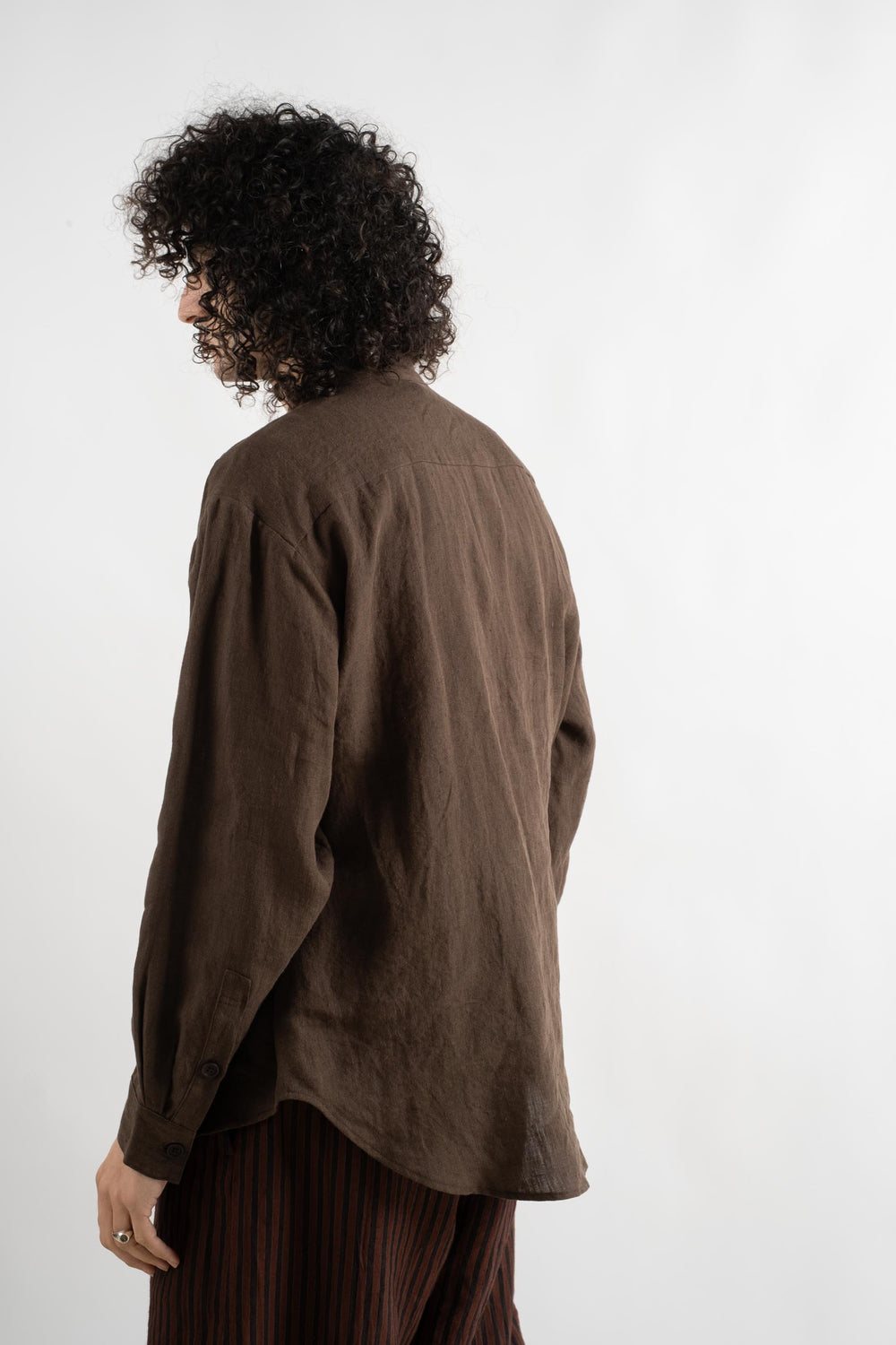 Popover Shirt In Hemp-Brown Tumbled Linen