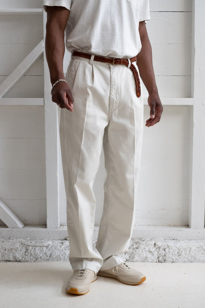 TWO TUCK WIDE TROUSER IN IVORY