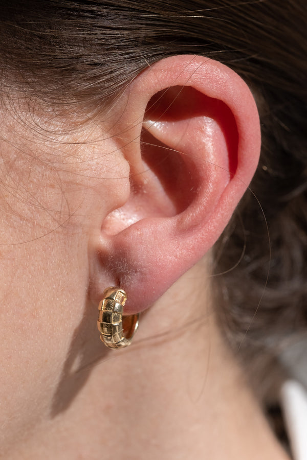 10K Medium Checkerboard Hoops