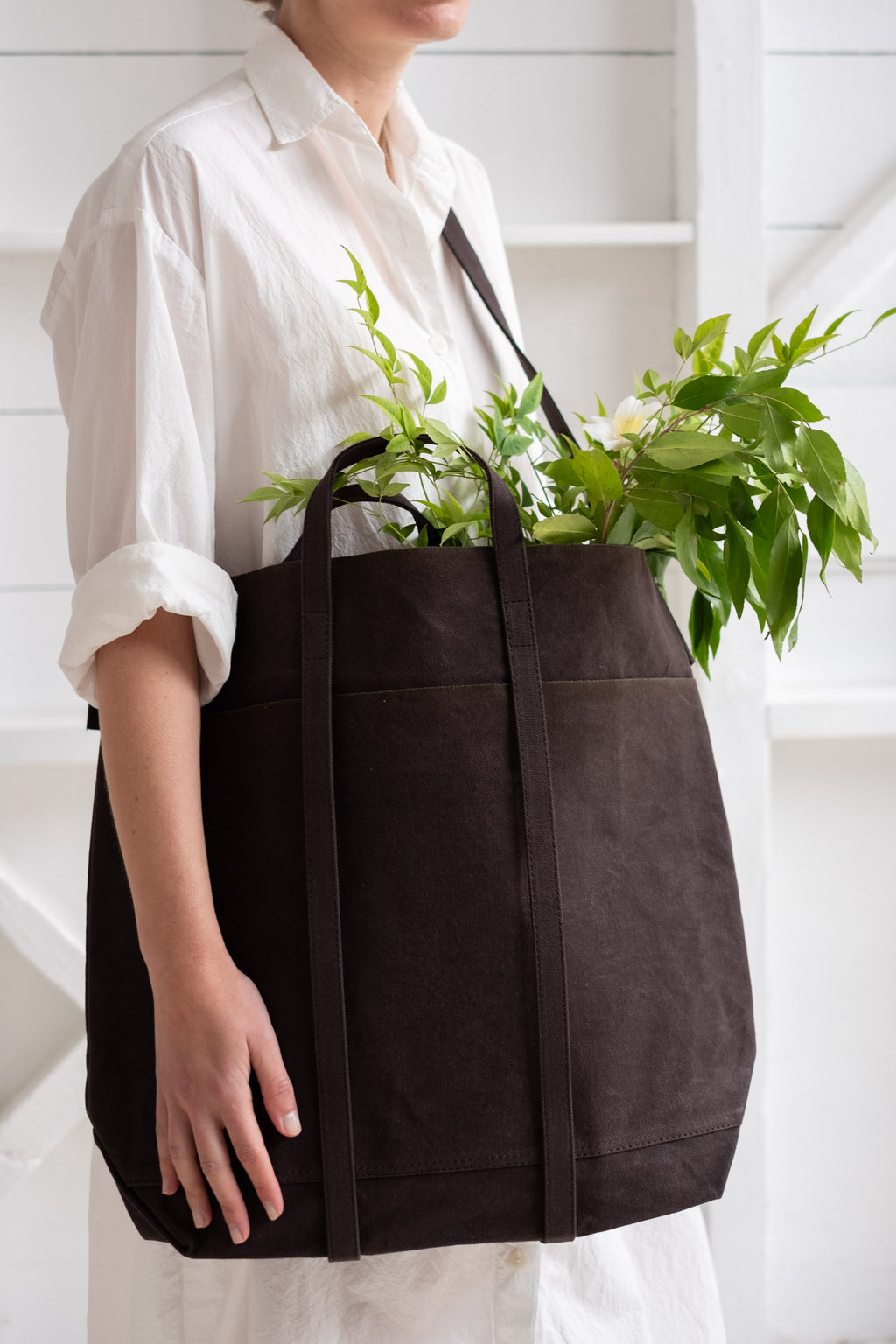 Suede Working Tote Large Chocolate Unlined