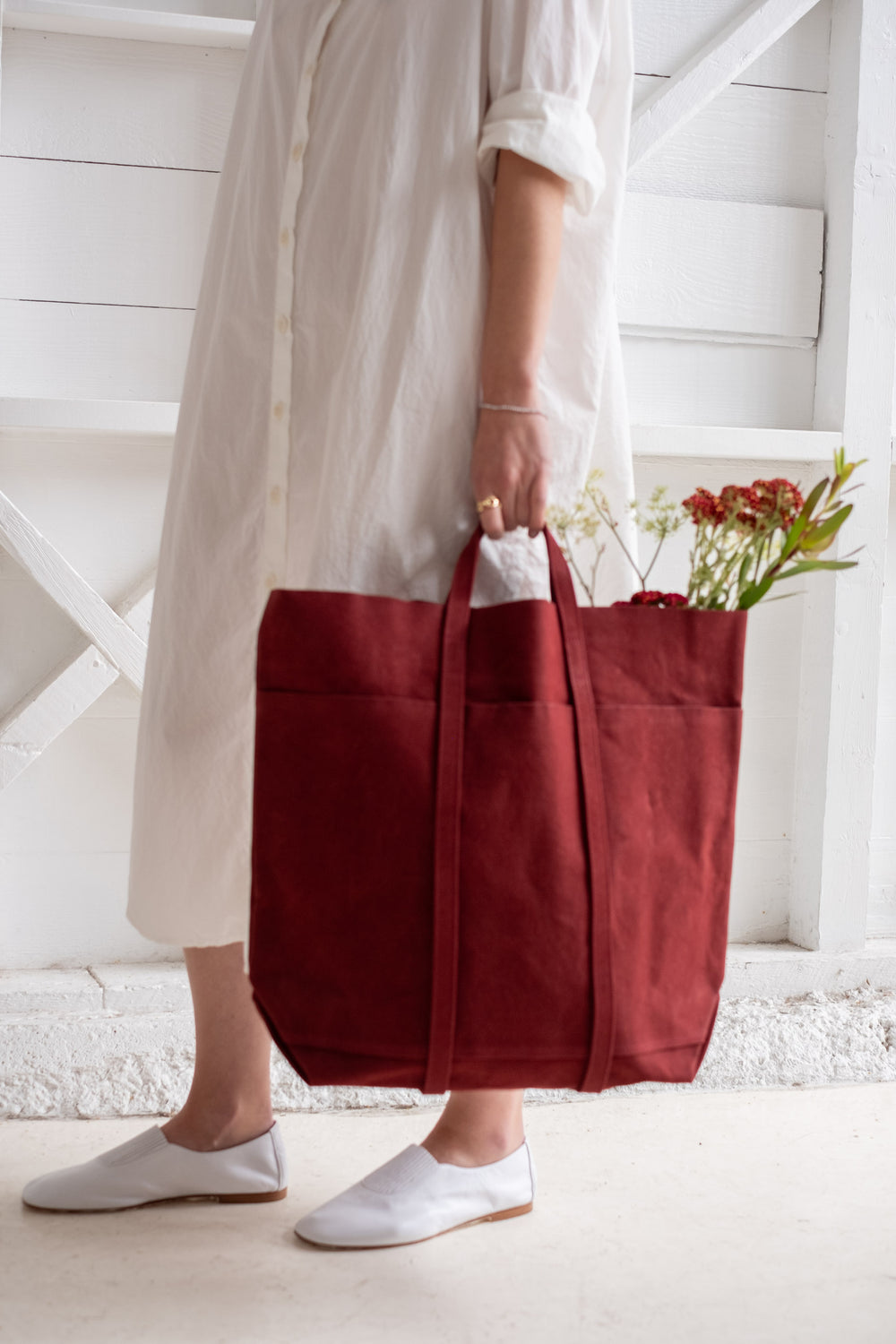 Tall 6-Pocket Tote In Burgundy