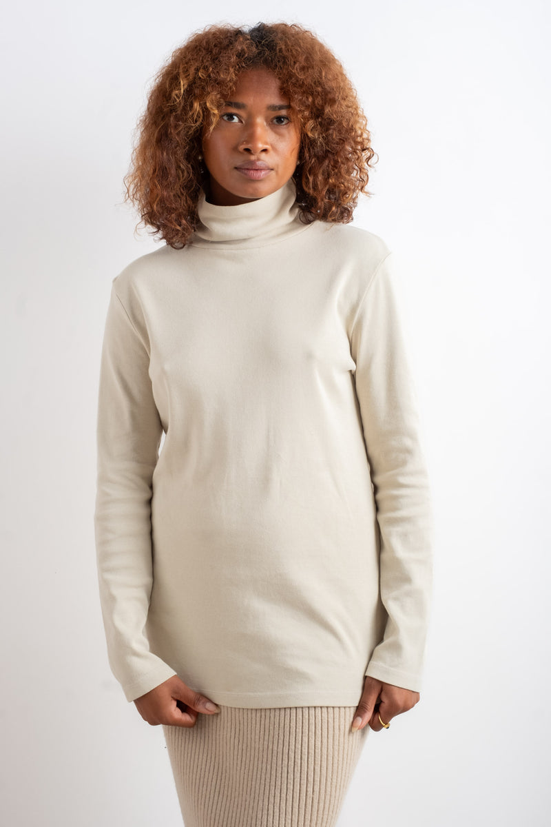 TURTLENECK TOP IN IVORY