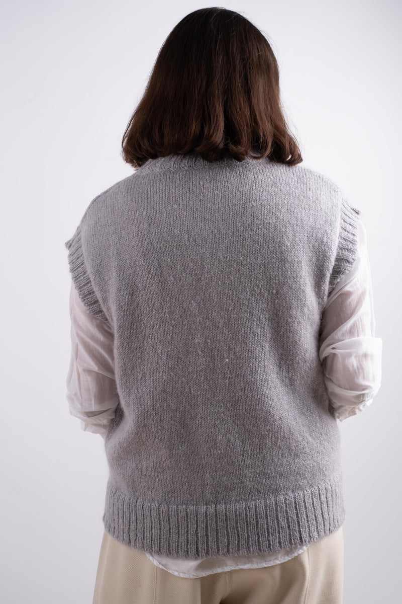 DANA VEST IN GREY MOHAIR