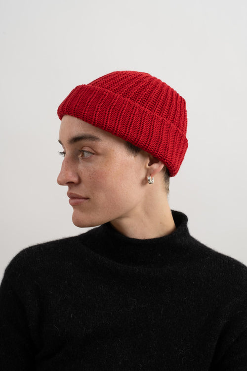 WATCH CAP IN RED