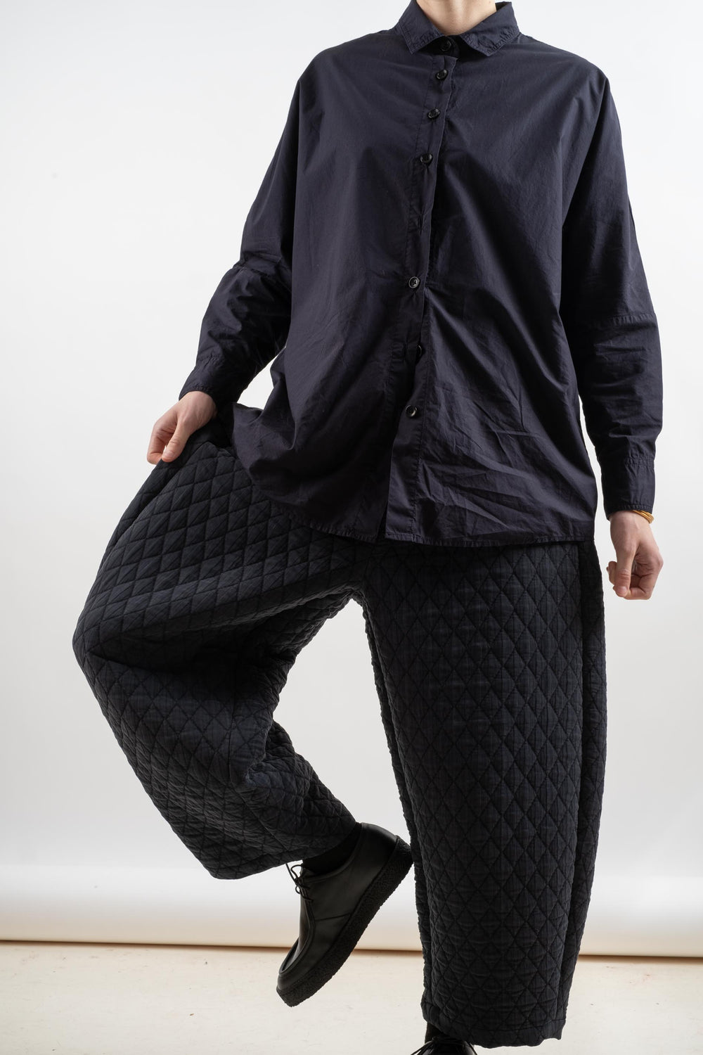 Quilted Curved Pants
