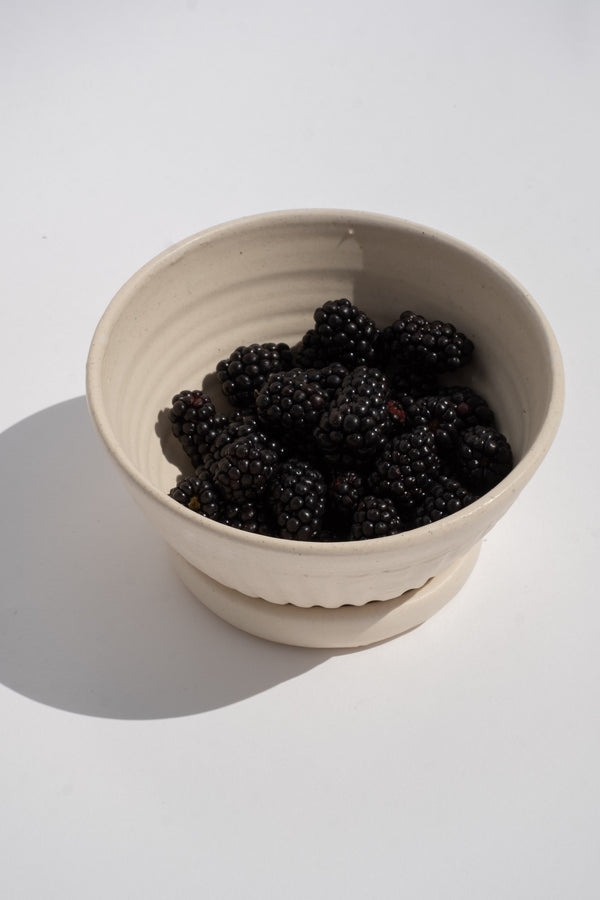 Small Berry Bowl In Cream