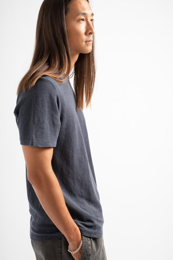 Mana 10 Tee in Navy