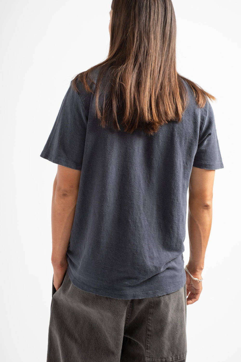 Mana 10 Tee in Navy